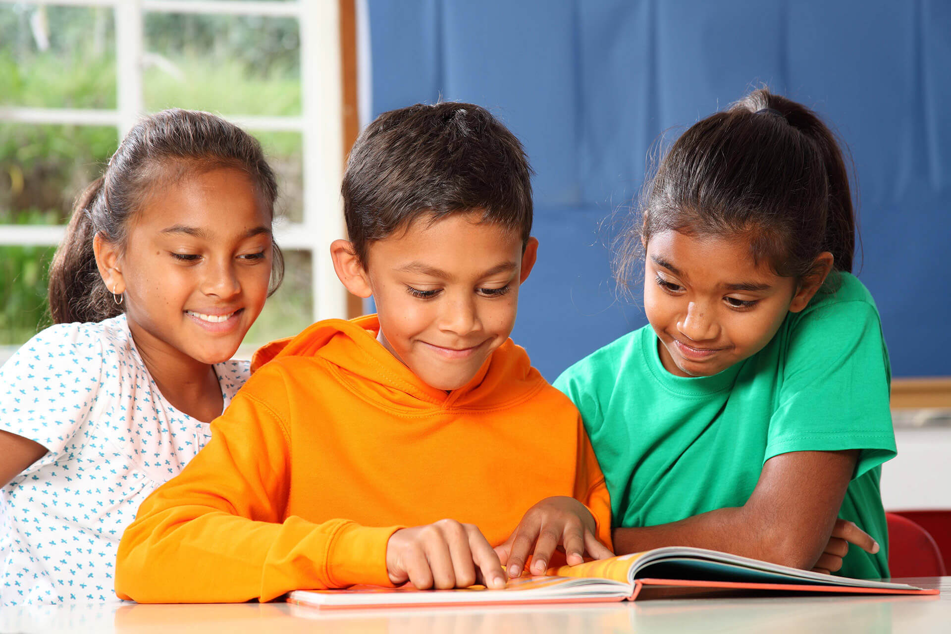 Children reading books